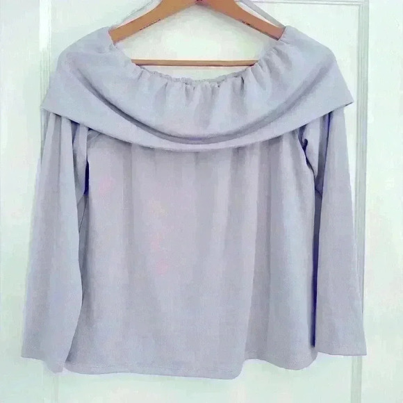Women’s Large Loft Lilac off the shoulder Sweater - Picture 1 of 4